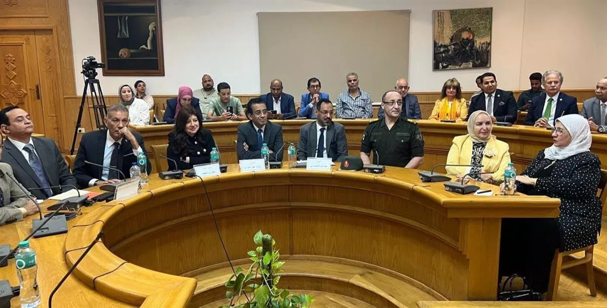 جانب من الندوة
