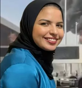 الفقيدة عزة رمزي