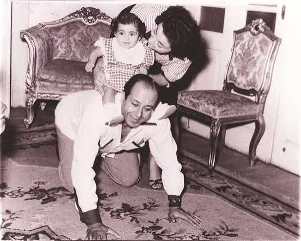 نجاح سلام والعائلة
