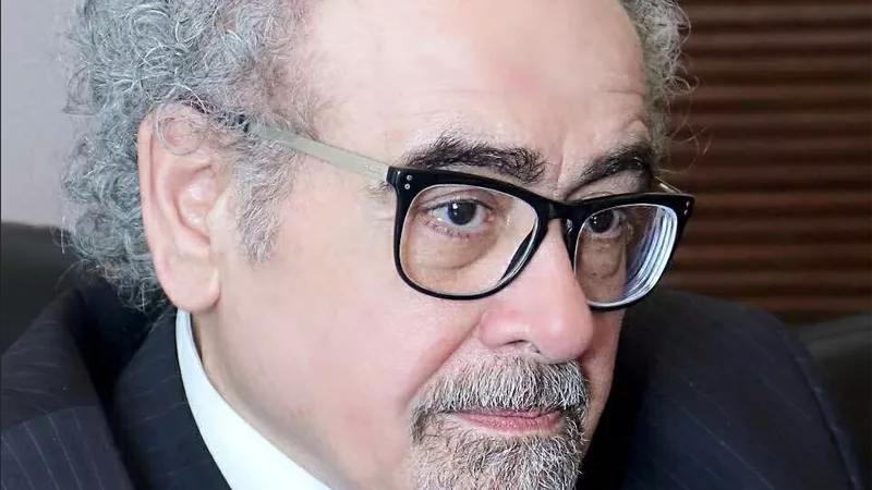 الكُتاب العرب: الكيان الصهيوني يخترق كل المواثيق والأعراف الدولية والإنسانية