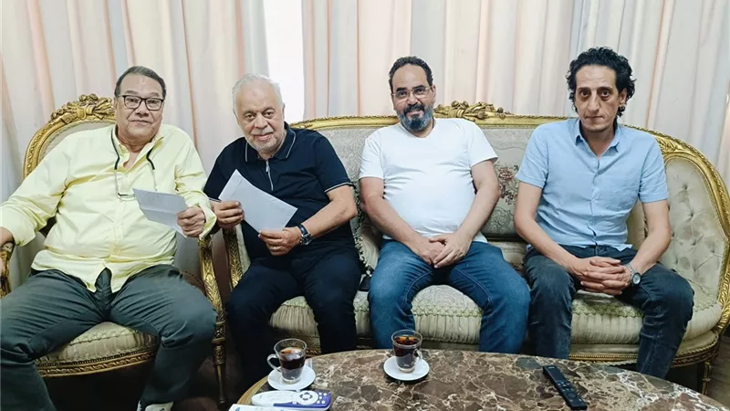 أشرف زكي يدعو الفرق المستقلة والحرة لاجتماع لمناقشة أوضعها.. 24 أغسطس