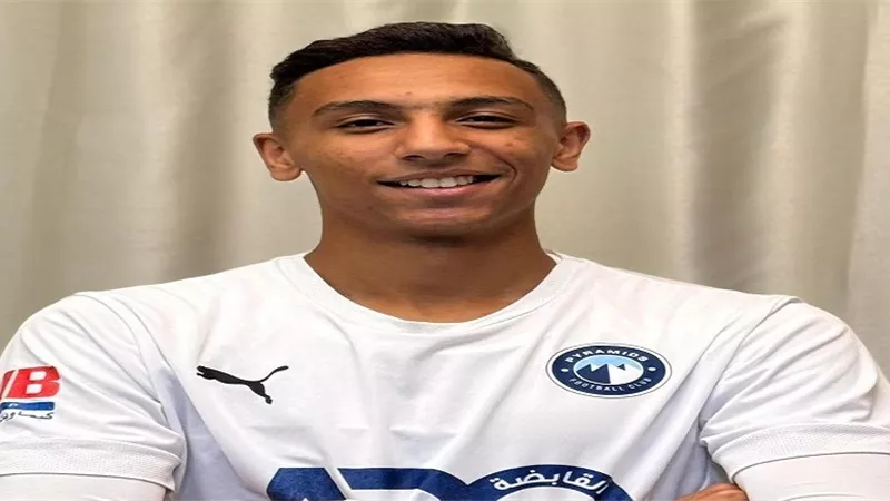 انتظام خماسي بيراميدز بمعسكر منتخب الشباب 