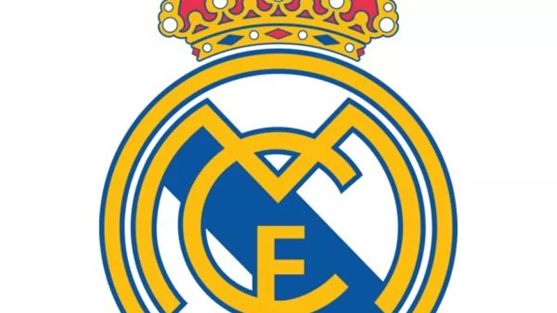 ريال مدريد يصدم برشلونة بسبب نقل مباراة فياريال خارج إسبانيا 