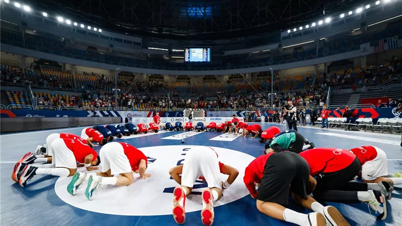 منتخب مصر يتأهل لربع نهائي مونديال اليد بتعادل مُثير أمام الدنمارك 