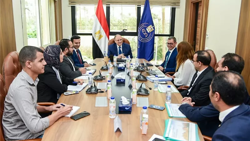 مصر تعزز الأمن الدوائي بشراكة بين هيئة الدواء و«فياترس» لتوطين الصناعة