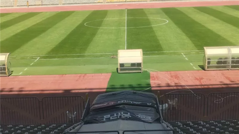 الانتهاء من تطوير أرضية برج العرب لاستقال منافسات الجولة الثانية بالدوري