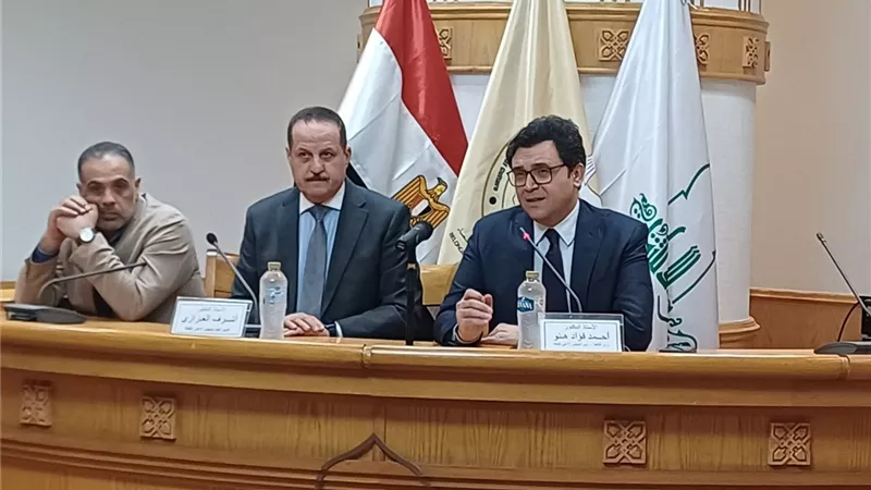 وزير الثقافة يفتتح البرنامج الصيفي 