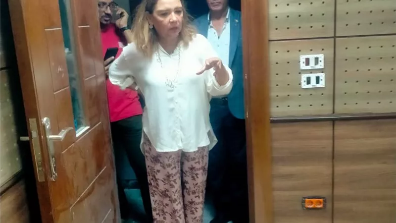 رئيس أكاديمية الفنون تتفقد فرع الإسكندرية استعدادًا لافتتاحه