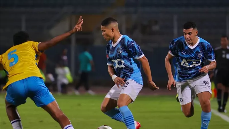 بيراميدز يهزم الإسماعيلي (1_0) برأسية حمدي.. و4 كروت حمراء بالمباراة 