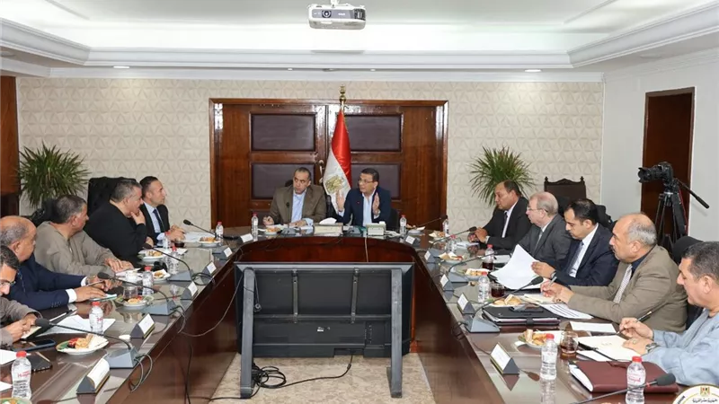 الوزير محمود فوزى: مناقشات التعاونيات الزراعية تستهدف خروج تشريع ولوائح تلبي طموحات القطاع الزراعي وتدعم مصالح الفلاحين