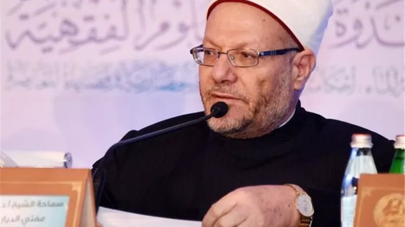 «استفتِ قلبك» هل تعني أن يكون الإنسان مفتي نفسه.. شوقي علام يوضح