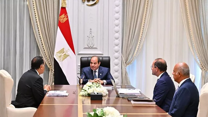 الرئيس السيسي يوجه بزيادة الإنفاق على «تكافل وكرامة» لتخفيف الأعباء عن المواطنين