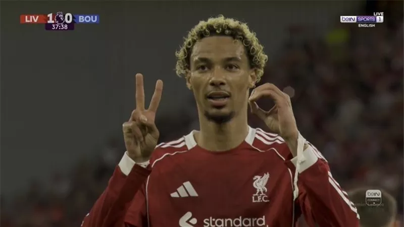 ليفربول يتقدم على بورنموث بالدوري الإنجليزي 
