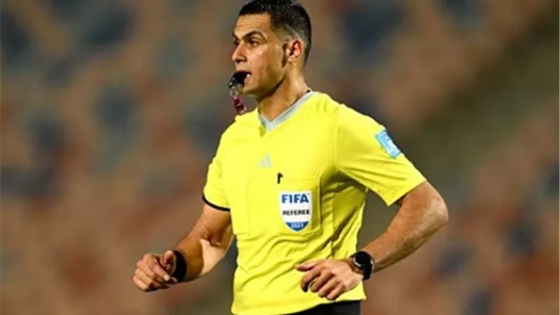 الأهلي يشكوى الحكم محمود معروف .. تفاصيل 