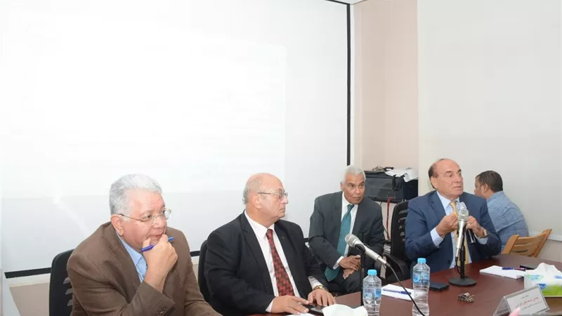 في ندوة فكرية.. اللواء سمير فرج: 