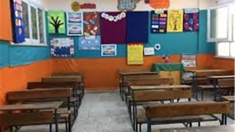  أسيوط تبحث جاهزية المدارس قبل انطلاق العام الدراسي الجديد