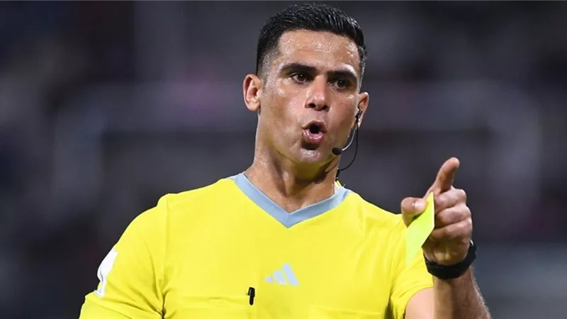 محمد معروف حكمًا لمباراة جامبيا وبوروندي في التصفيات الأفريقية المؤهلة لكأس العالم 