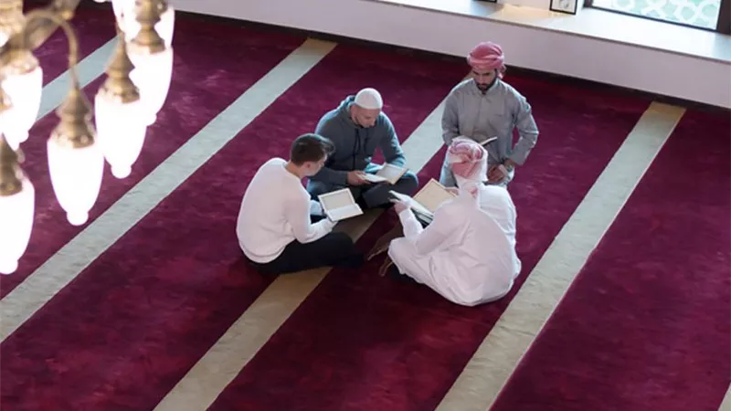 رئيس جامعة الأزهر يوضح الفرق بين 
