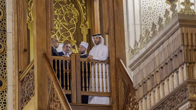  نائب حاكم الشارقة يزور مركز مصر الثقافي الإسلامي بالعاصمة الإدارية الجديدة 