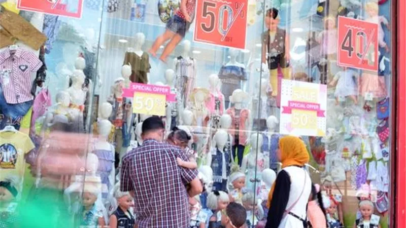 الإسكندرية: تسجيل 350 تصريح وتحرير 6 محاضر في الإكازيون الصيفي 