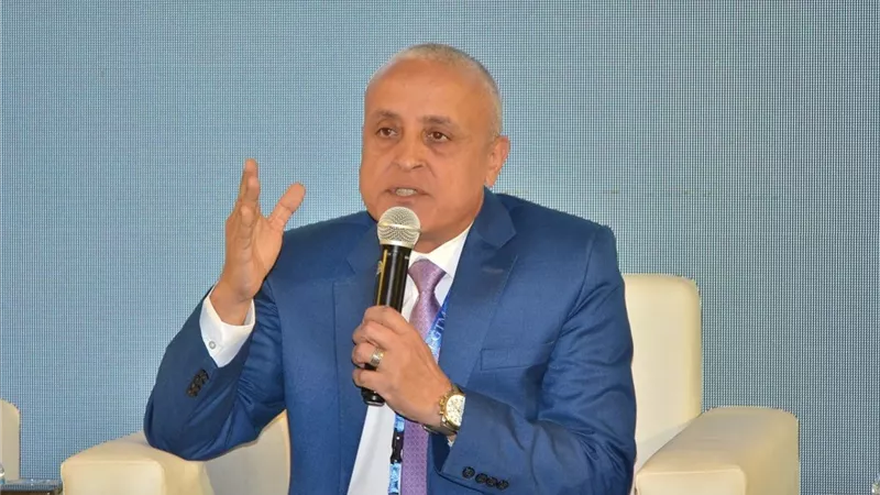 محافظ الأقصر يتابع الموقف التنفيذي لمشروعات مياه الشرب والصرف الصحي
