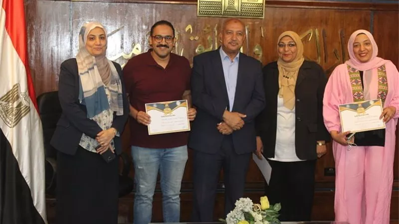 دار الكتب والوثائق تحتفل بختام الدورات التدريبية لموظفيها