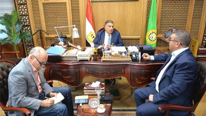 تفاصيل لقاء محافظ الدقهلية مع رئيس شركة ايكارو لمعالجة وتدوير المخلفات الصلبة
