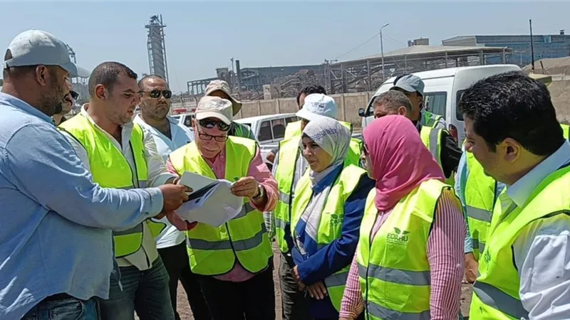 محافظ الدقهلية يتابع أعمال تطوير منظومة المخلفات الصلبة بقلابشو