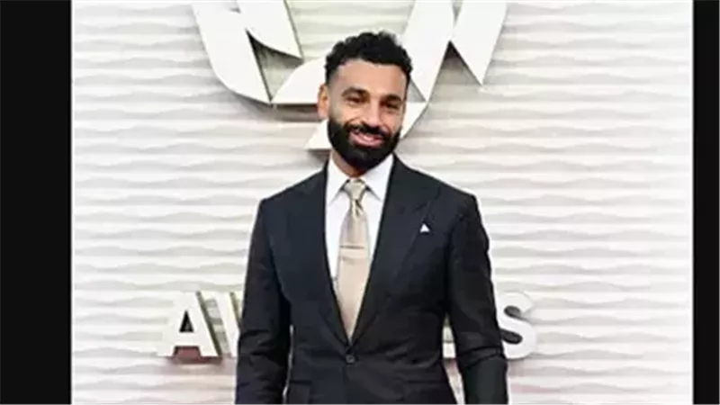 وزير الرياضة يُهنئ محمد صلاح بعد تتويجه بجائزة أفضل لاعب بالدوري الإنجليزي