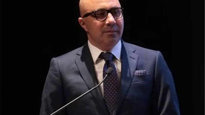 اعتذار رئيس هيئة الكتاب عن استكمال مهام عمله
