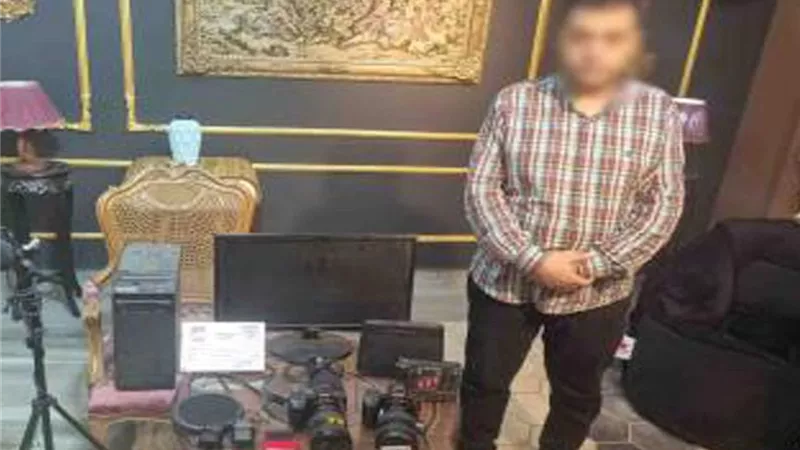 القبض على شاب متهم بإنشاء شركة للإنتاج ووكالة إعلانية بدون ترخيص