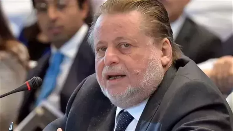 بعد تجديد تكليفه.. ماذا قدم حسن عبدالله محافظ البنك المركزي في 3 سنوات؟