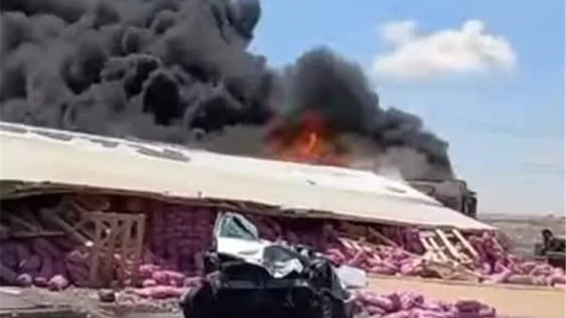 محافظ مطروح يتابع تطورات حادث تصادم 12 سيارة على طريق الإسكندرية الساحلي 
