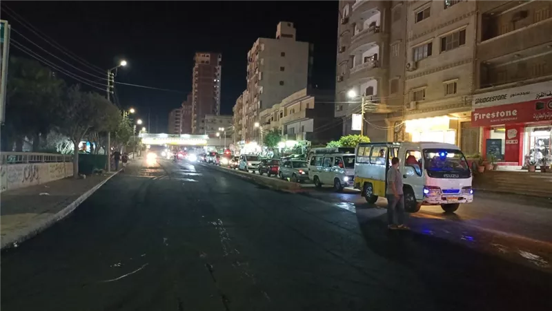 الانتهاء من رصف شارع الجيش بدسوق.. ومحافظ كفرالشيخ: تطوير الطرق أولوية