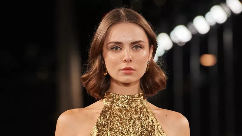 بالمنزل.. 10 أسرار لوضع المكياج كالمحترفات