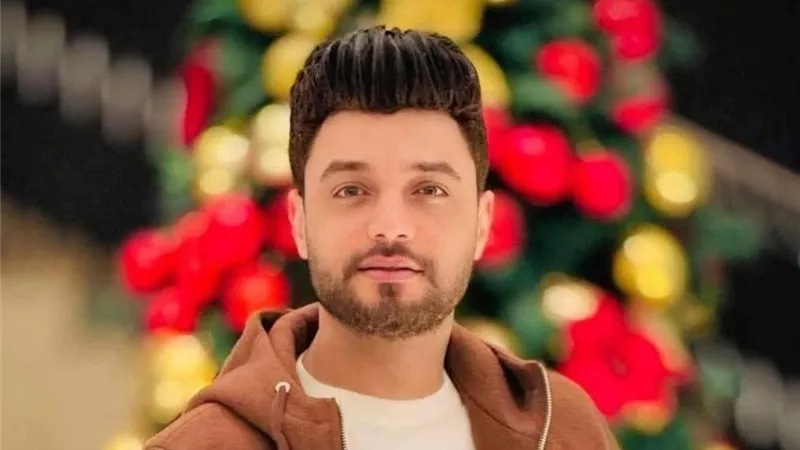 مصدر يكشف من وراء عودة أغاني أحمد عامر بعد وصية حذفها.. خاص 