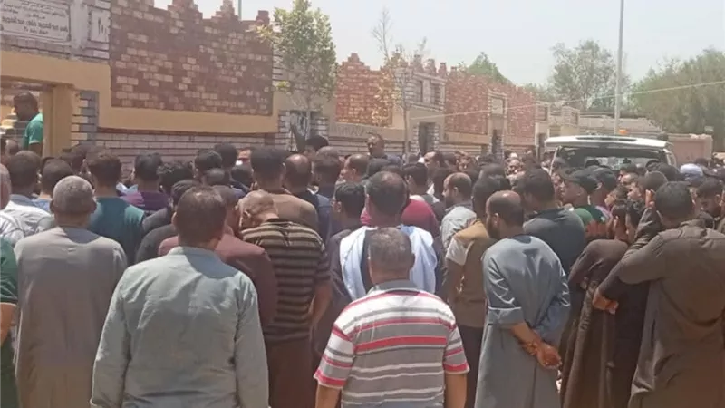 بدء نقل جثامين ضحايا فاجعة شاطئ «أبو تلات» إلى سوهاج 