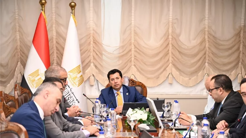 صبحي يناقش الآليات التنظيمية لتنفيذ قانون الرياضة الجديد