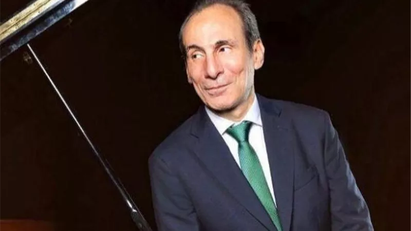 عمرو سليم: أحيي الدويتو لمخاطبة المجتمع.. والموسيقى بدأت معي منذ الطفولة