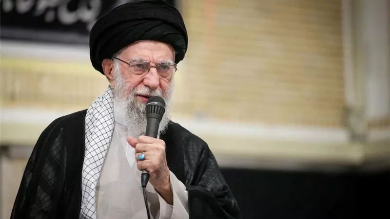 المرشد الإيراني يؤكد صمود طهران في مواجهة الضغوط الخارجية
