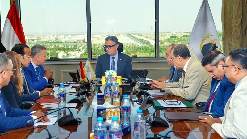  وزير التموين: تطوير شركة السكر أولوية قصوى لدعم احتياجات السوق المحلي