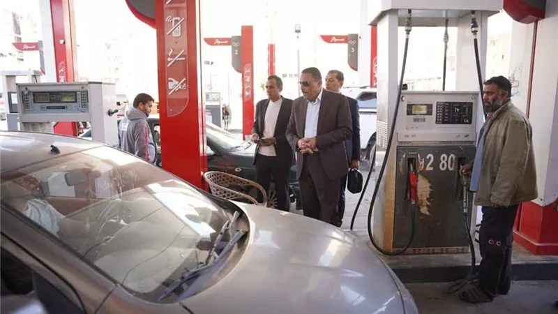 مطروح تدخل عصر الطاقة النظيفة.. تشغيل أول محطة لتموين السيارات بالغاز الطبيعي