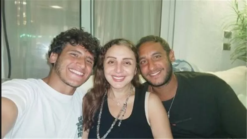 أول صورة لـ أنغام بعد وصولها من ألمانيا لإستكمال رحلة العلاج بالعلمين 