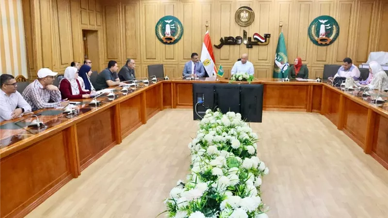 المنوفية تبحث آليات عمل اللجان المختصة بمراجعة اعتبارات الأمن والسلامة على الطرق