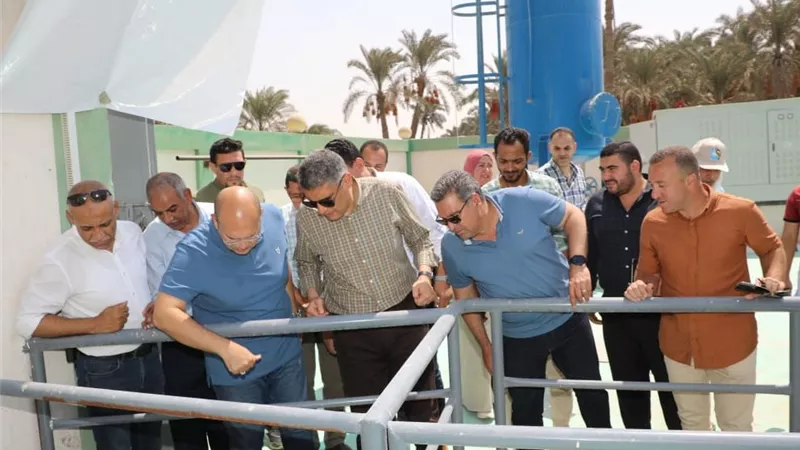 محافظ الجيزة يُطلق التشغيل التجريبي لمحطة صرف صحي 