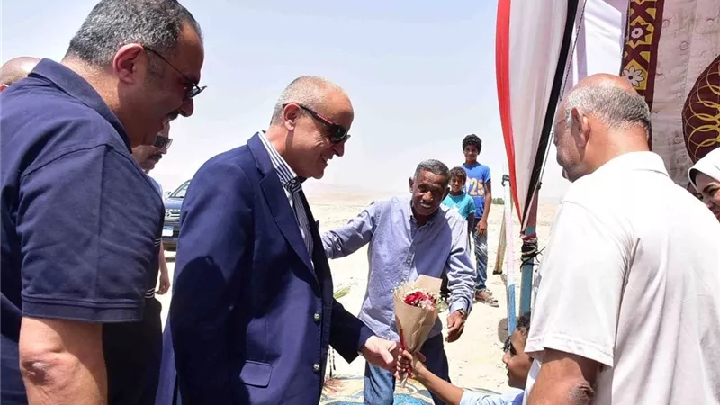 محافظ الأقصر يتفقد الغابة الشجرية الجديدة بالقرنة 