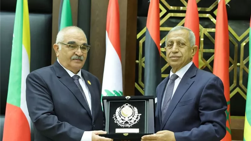 رئيس قضايا الدولة يزور الأكاديمية العربية للعلوم والتكنولوجيا والنقل البحري