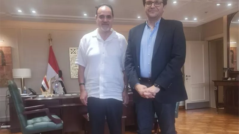 الفنان طارق فؤاد يكشف عن انضمامه لمشروع اكتشاف المواهب 