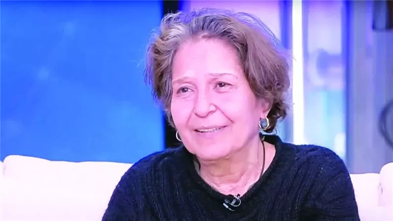 خاص| هل ستقدم حنان يوسف والدة سفاح التجمع مع الفيشاوي؟.. الفنانة تجيب
