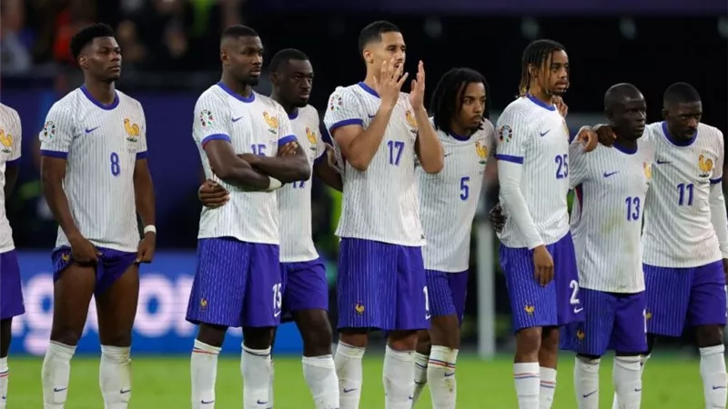 موقف مبابي.. قائمة منتخب فرنسا لمواجهتي أوكرانيا وآيسلندا بتصفيات مونديال 2026